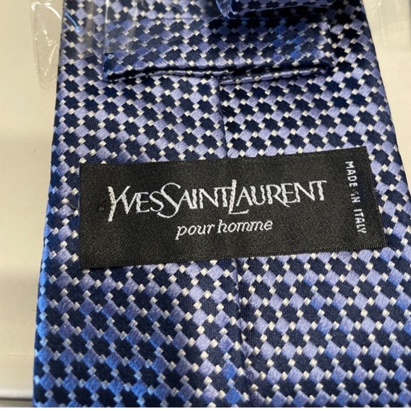 Yves Saint Laurent YSL pour homme 100% silk tie Blue NIB - Picture 8 of 12